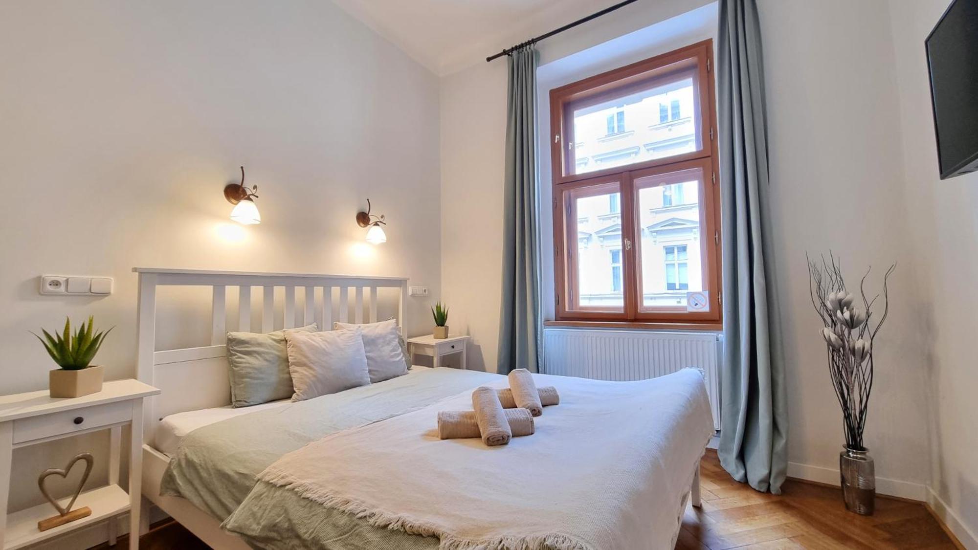 Finnem Rentals Florenc Прага Екстер'єр фото